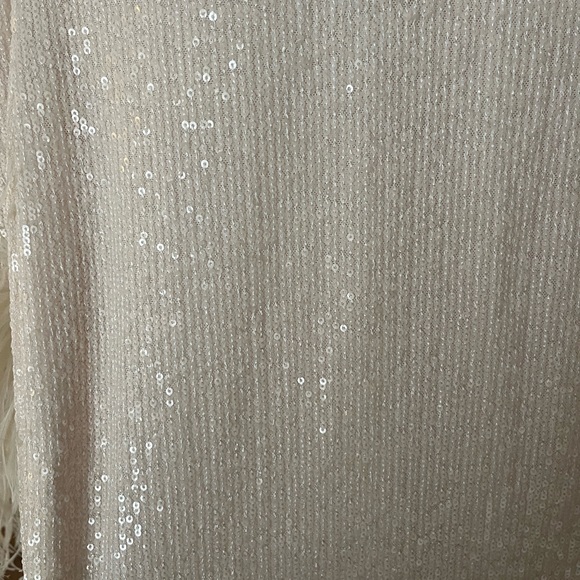 SELF-PORTRAIT CREAM SEQUIN FEATHER MIDI DRESS (US 2) - FOR BRIDES - Picture 5 of 10